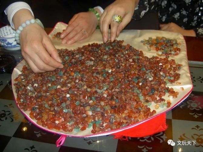 舍利子到底是正品吗,在网上买舍利子是真的还是假的