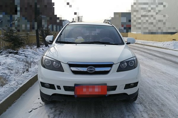 比亚迪s6全部款式,比亚迪s6后排空间