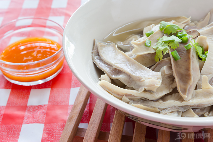 月子餐要怎么吃宝宝才有奶吃,产妇坐月子的四周最佳食谱