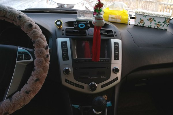 比亚迪s6全部款式,比亚迪s6后排空间