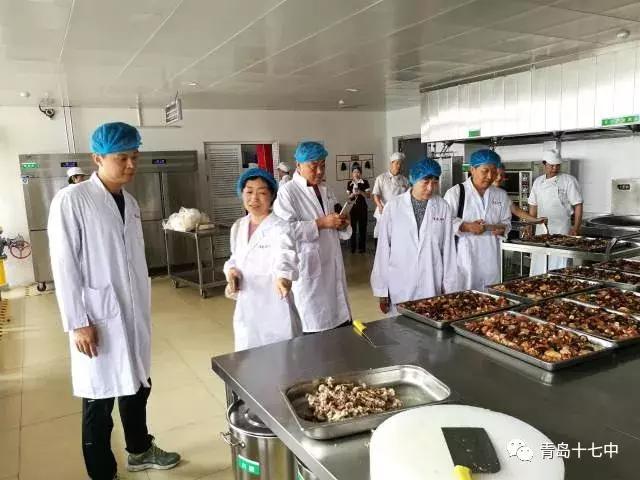 青岛十七中校规,青岛十七中管理严格吗