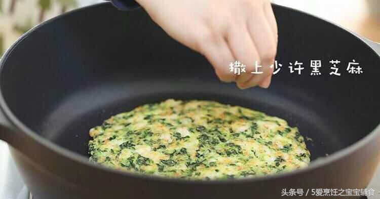 鸡蛋菠菜虾仁饼做法辅食,补钙虾仁豆腐饼