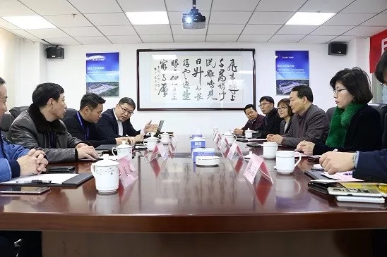 韩国友进集团朴渊友会长一行来烟考察骅达冻品城