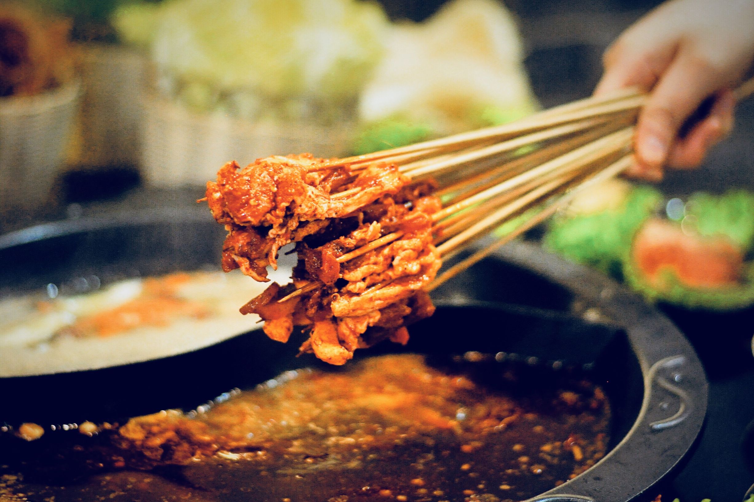 西安藏在小巷子的老店,西安隐藏在巷子里的串串店