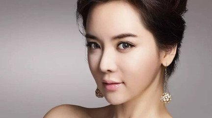 怎样美白祛斑改善暗沉,美容养颜祛斑美白最快方法