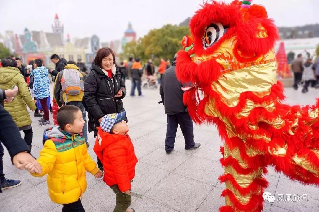 苏州游园会,苏州一边泡温泉一边玩水上乐园