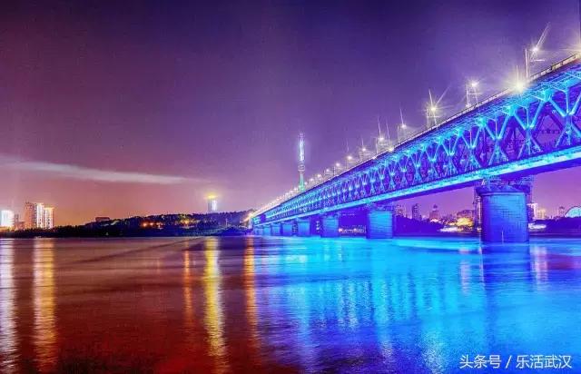 武汉春节新玩法,有一种过年叫宅在家里