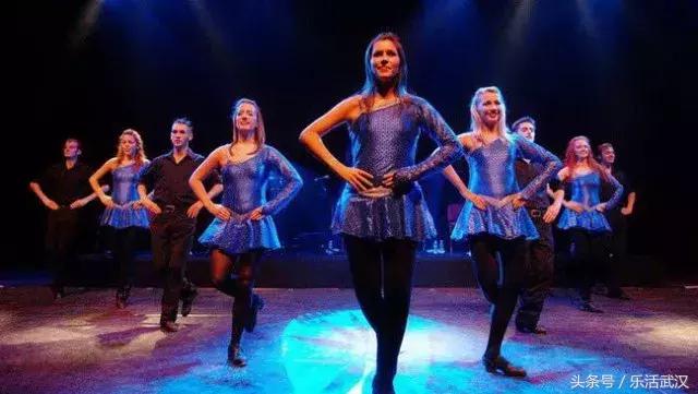 武汉春节新玩法,有一种过年叫宅在家里