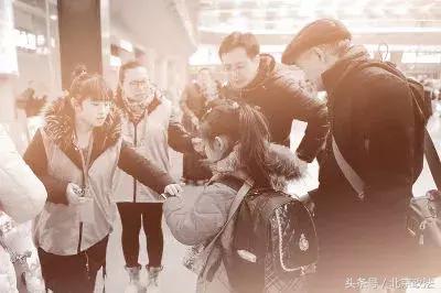 春运来啦搞笑,春运即将到来愿回家之路更顺畅