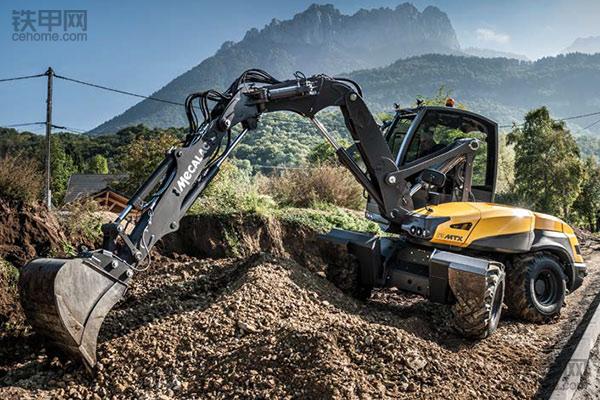 博雷顿纯电动挖掘机,麦克拉克挖掘机多少钱一台