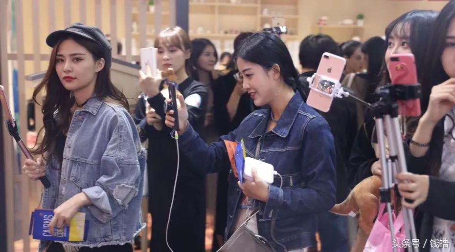 防脱、养生，消费观日渐成谜，90/95后的世界谁懂？