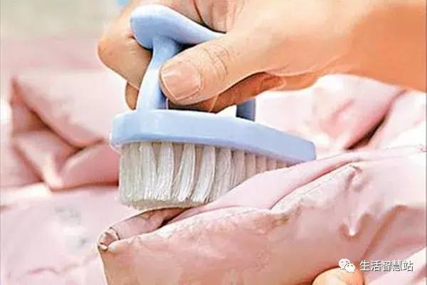 羽绒服出绒怎么补救小妙招,羽绒服出绒怎么处理