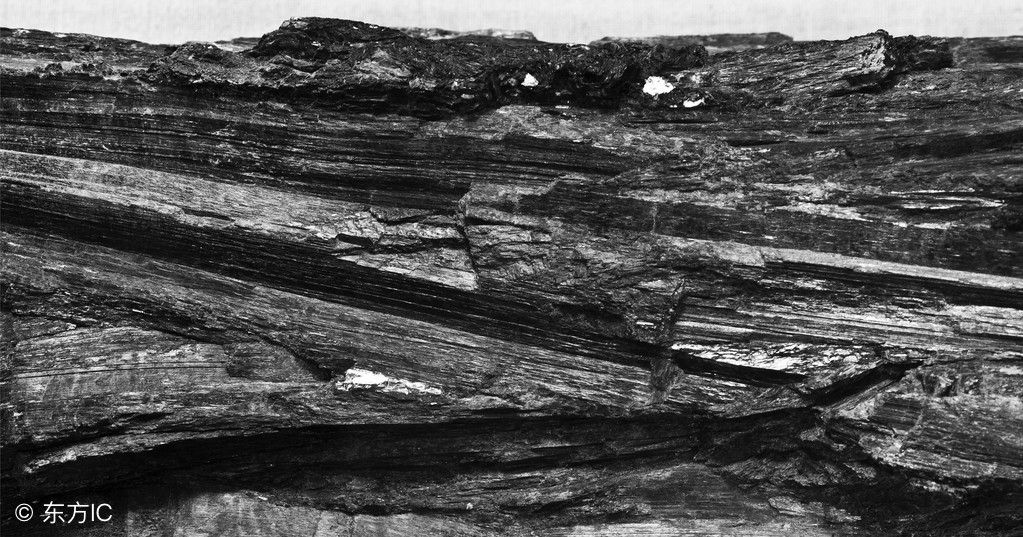 你只看到宝石光彩照人,却不知它经历了什么,没有谁能随便成功