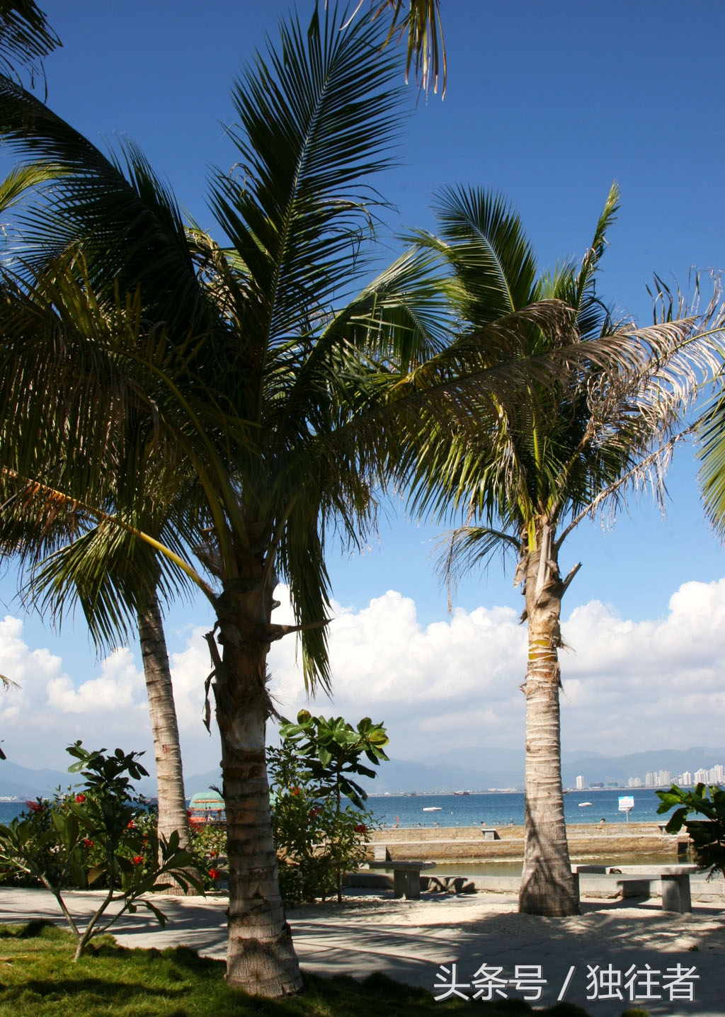 三亚情人湾一个浪漫又静谧的海湾