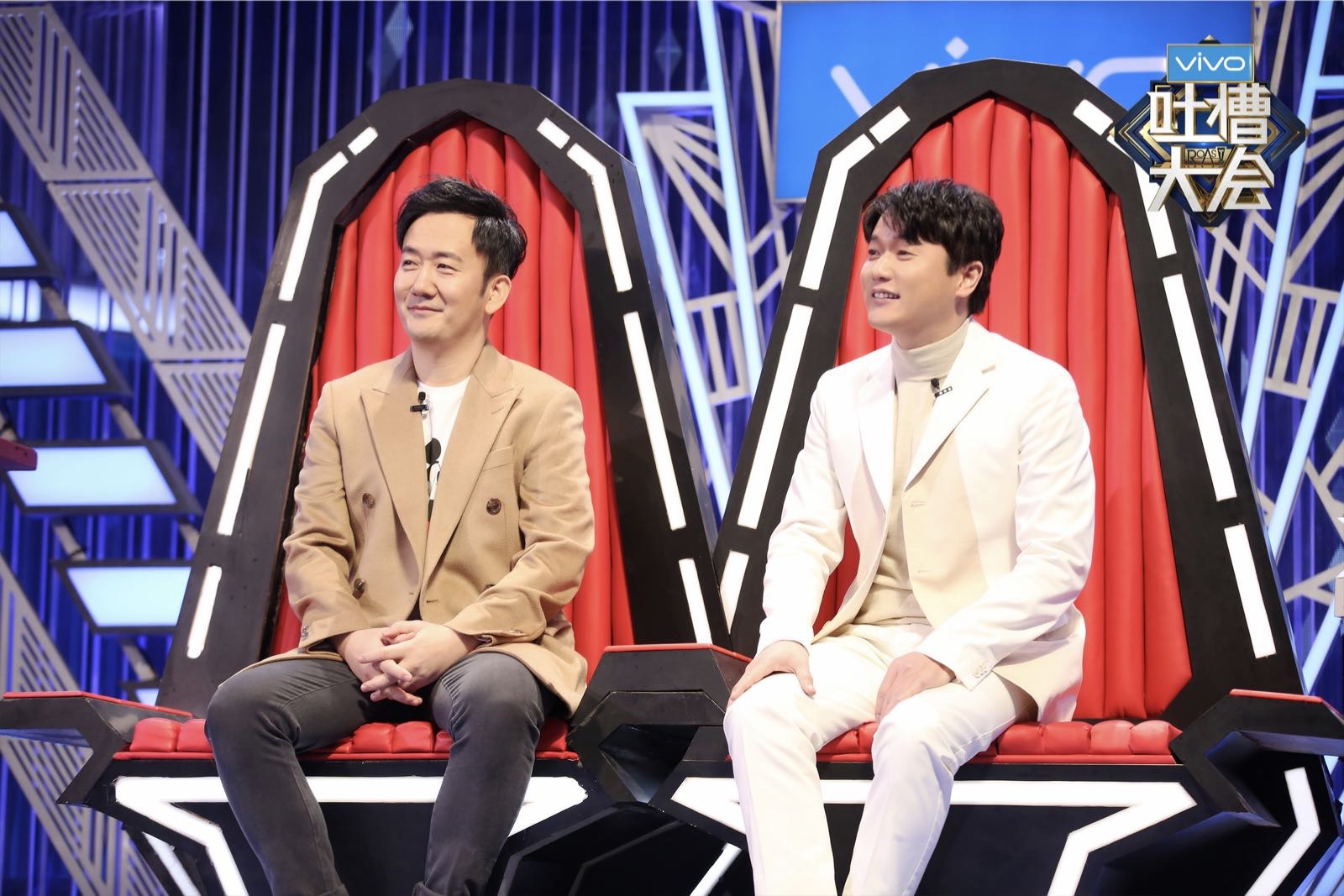 筷子兄弟肖央是队长吗,筷子兄弟肖央吐槽大会马赛克