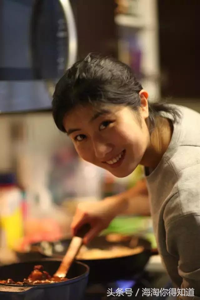 90后姑娘弃笔摆摊,90后清华学生弃笔从戎