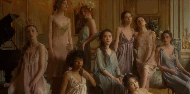 这么美的轻柔仙气的居家服 让你感受「唐顿庄园」般的英式贵族风