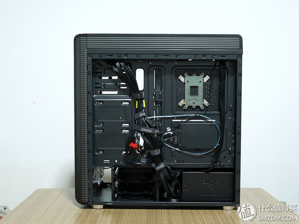 小升级爱国者发现机箱电源、Kingston金士顿HyperX240G硬盘、XFX讯景R9370装机实战