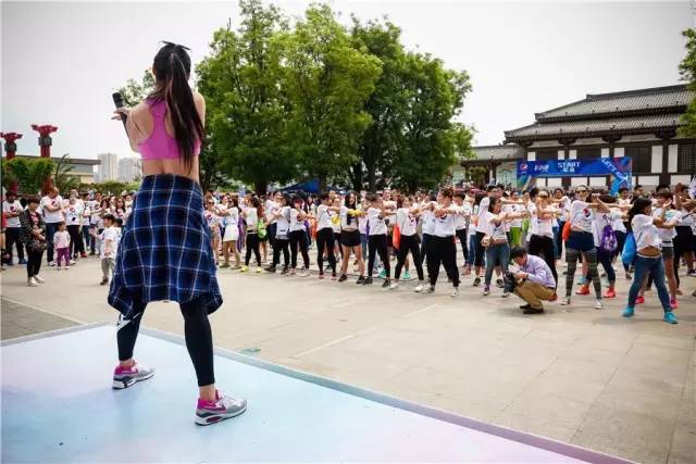 发票了提交过姓名电话的你都有机会领票,数量有限,先到先得!