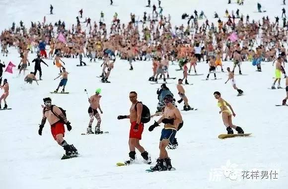 潮流就是在穿搭中感受自我,潮流运动的衣服穿搭