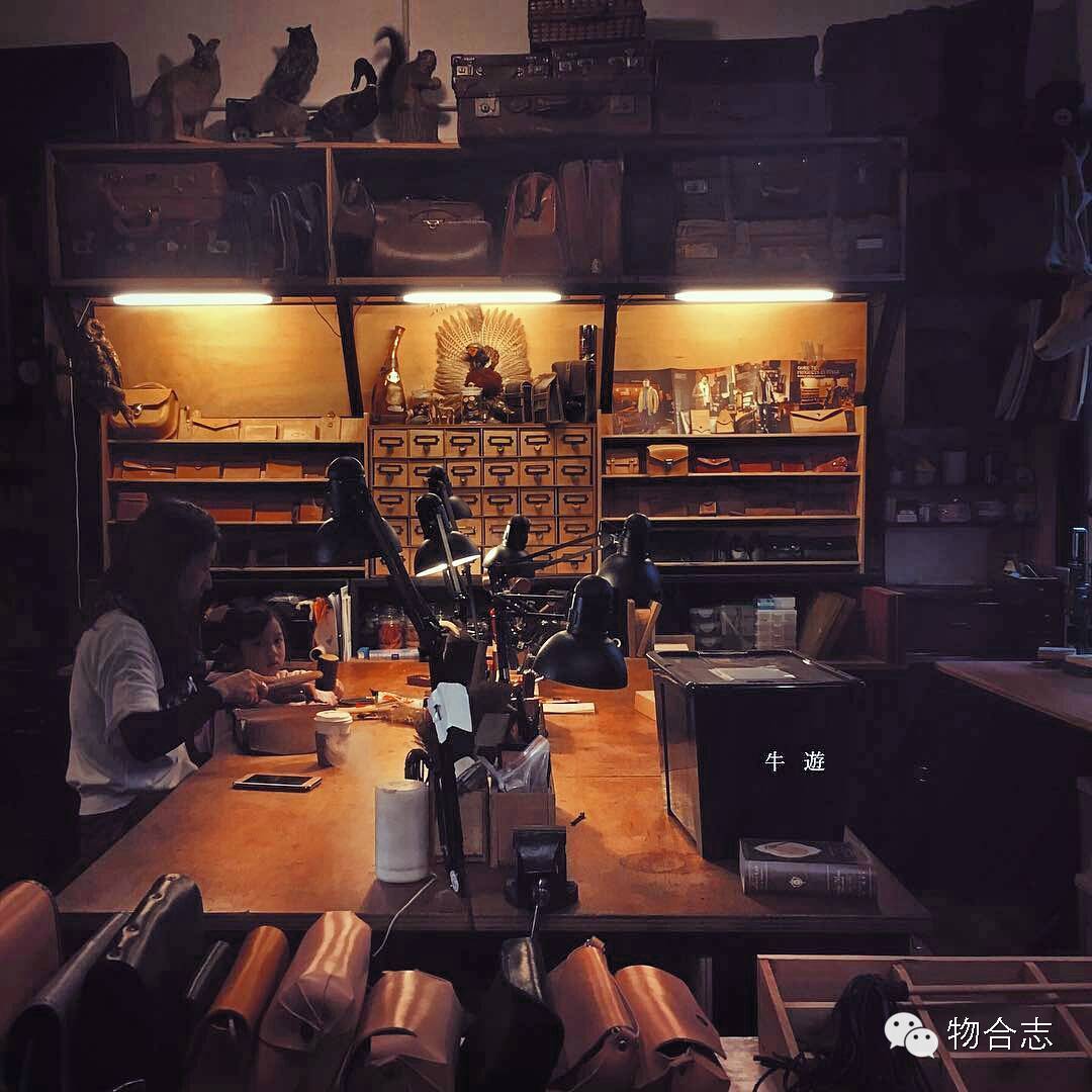 做皮具的工作台,复古皮具工作室