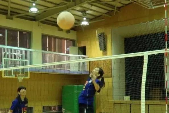 麻麻，请再打一次我完美柔润丰满的屁屁吧！