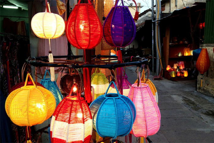 周末越南团进入东兴旅游,节假日去越南旅游怎么样