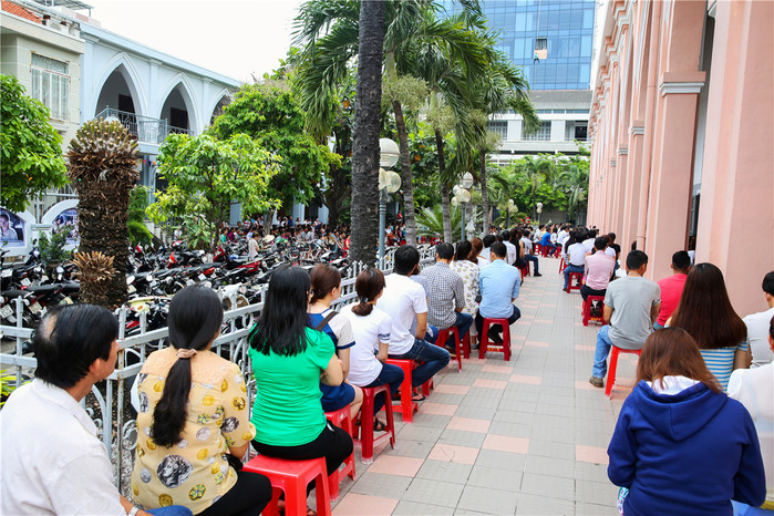 周末越南团进入东兴旅游,节假日去越南旅游怎么样