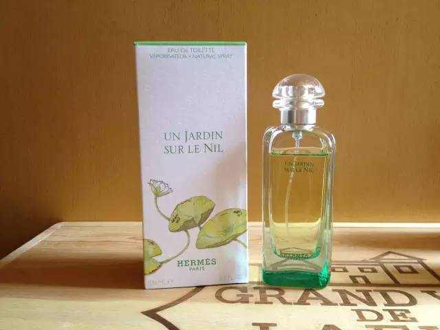 换季了买衣服你别不识好歹,换季了不要老想买衣服