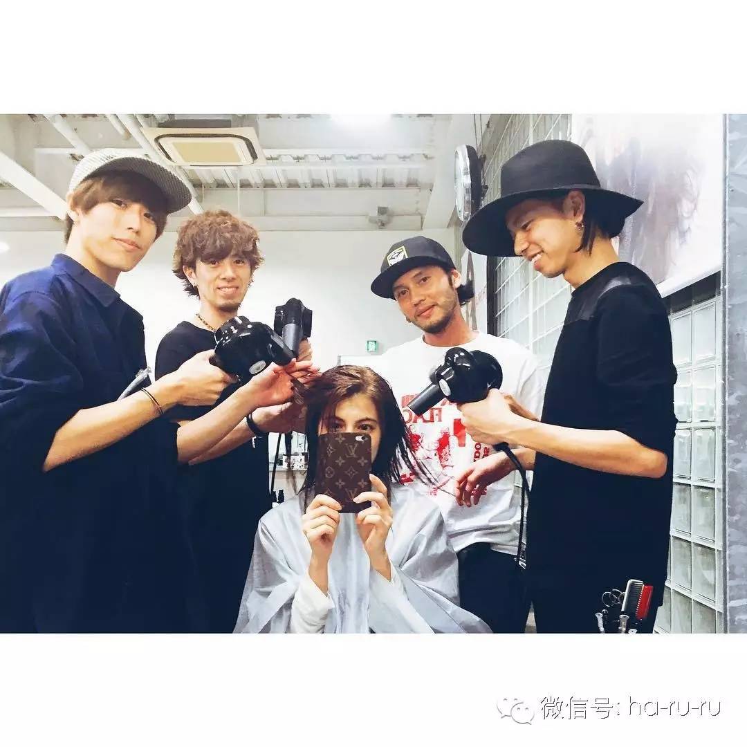 手机壳网红爆款50元以上,日本手机壳图片大全