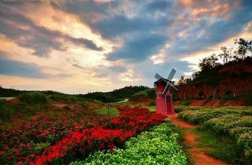 据说,江西人有了这条微信,就可以在韶关打开“仙境之门”!