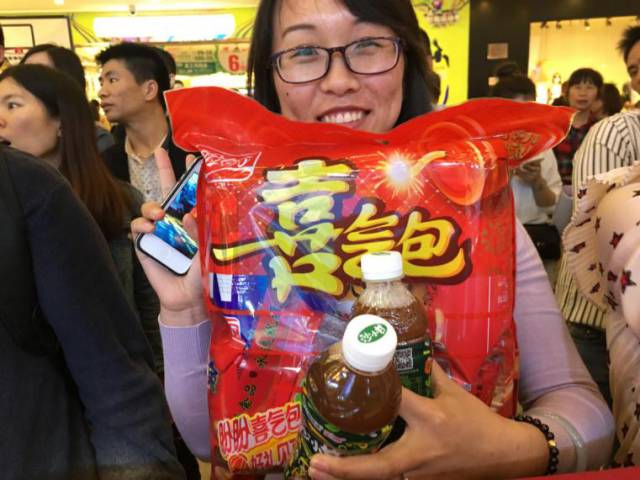 “青春飞扬,魅力东南”——东南卫视联合泰宁景区营销中心、福州流行音乐学会、福州仓山万达共同举办了音乐嘉年华