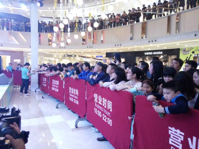 “青春飞扬,魅力东南”——东南卫视联合泰宁景区营销中心、福州流行音乐学会、福州仓山万达共同举办了音乐嘉年华