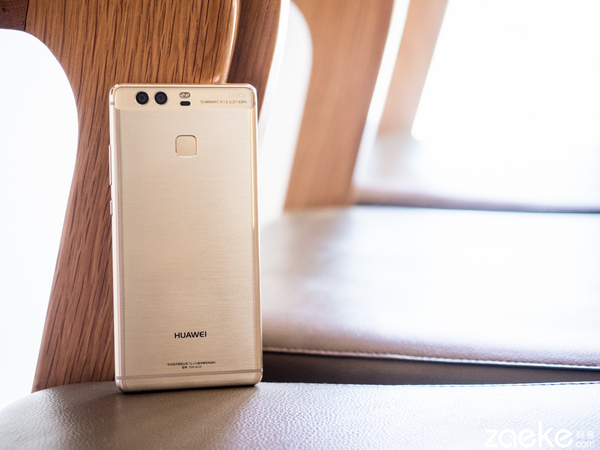 华为概念机徕卡三镜头,徕卡双摄像头有多强