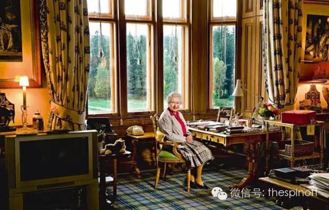 神夏，火星救援，007还有女王同款台灯，我们都帮你找好了