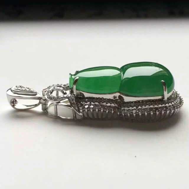 珠宝到底值不值得收藏 (珠宝中哪些适合收藏)