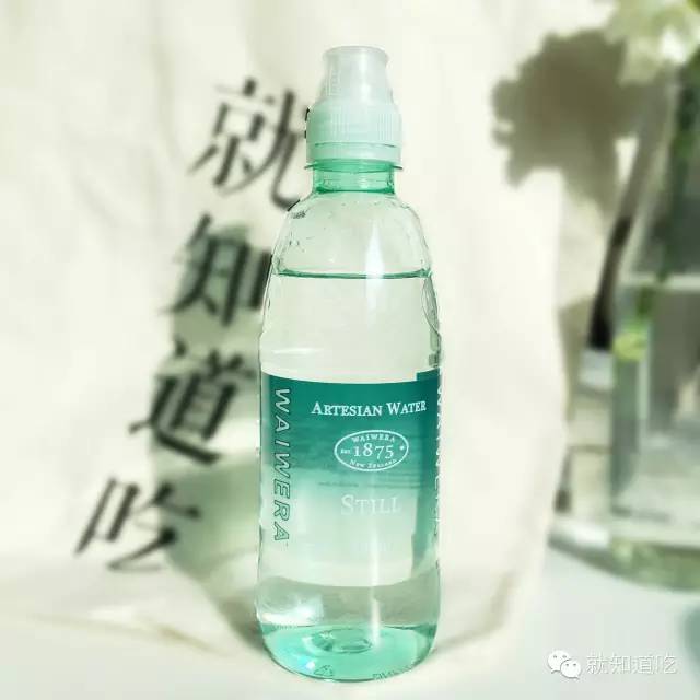 我们找了60个牌子100多瓶水，最潮的竟然是这20瓶