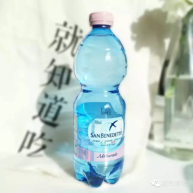 我们找了60个牌子100多瓶水，最潮的竟然是这20瓶