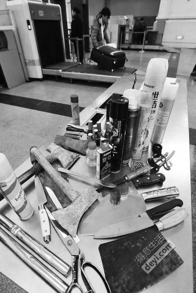 武汉春运绿皮火车,武汉增加公交车次迎春运