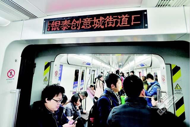 武汉春运绿皮火车,武汉增加公交车次迎春运