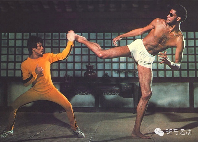 nike第一款zoom跑鞋,nike发明者