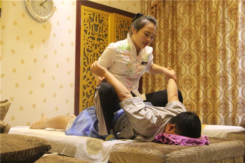 鐑熷彴鐢峰＋spa,鐑熷彴鐢峰瓙spa