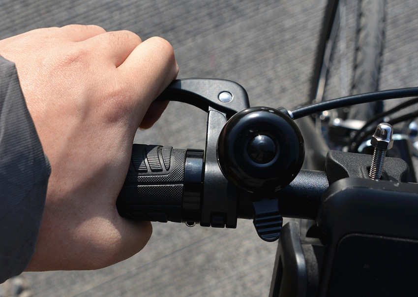 雅迪电动自行车怎么骑新手教程,菜鸟新手自行车骑行推荐