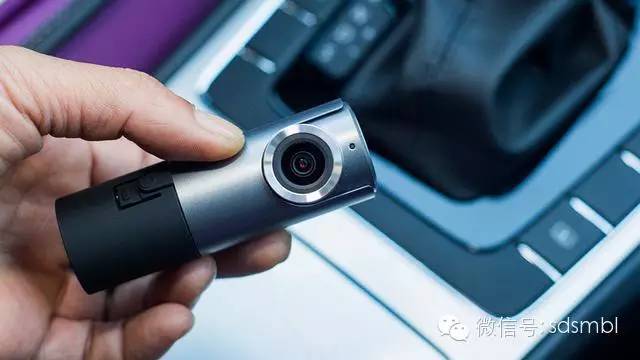 安全，畅玩兼得？极路客T1智能行车记录仪完美体验