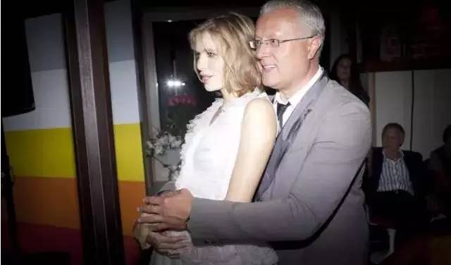 从小太妹到高考状元,从小太妹转型乖乖女完整版