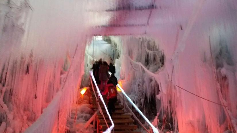 满城龙居冰瀑,满城龙居冰瀑最新视频