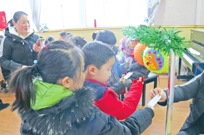 买年货、达人秀、踢毽子……郑州小学期末测试玩出新花样！