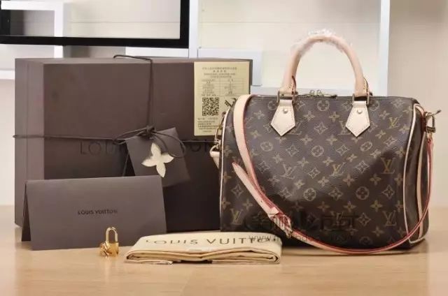 lv羽绒服如何鉴定真伪,三招教你鉴别真假lv