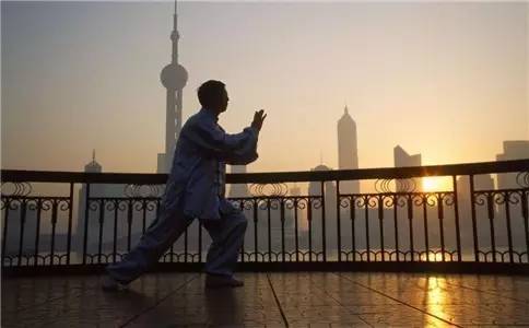 如何解决练拳时腰紧,练拳后浑身疼怎么办