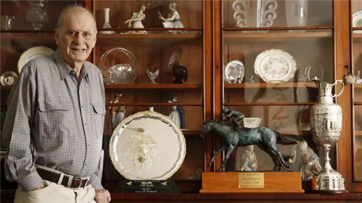 最佳骑师布文被停赛!“云丝仙子”练马师华礼纳电话被打爆